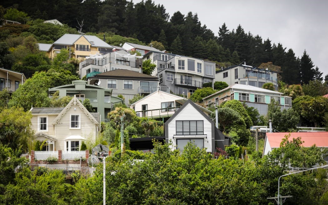 Valuing Real Estate Assets: Insights from Experienced Property Valuers